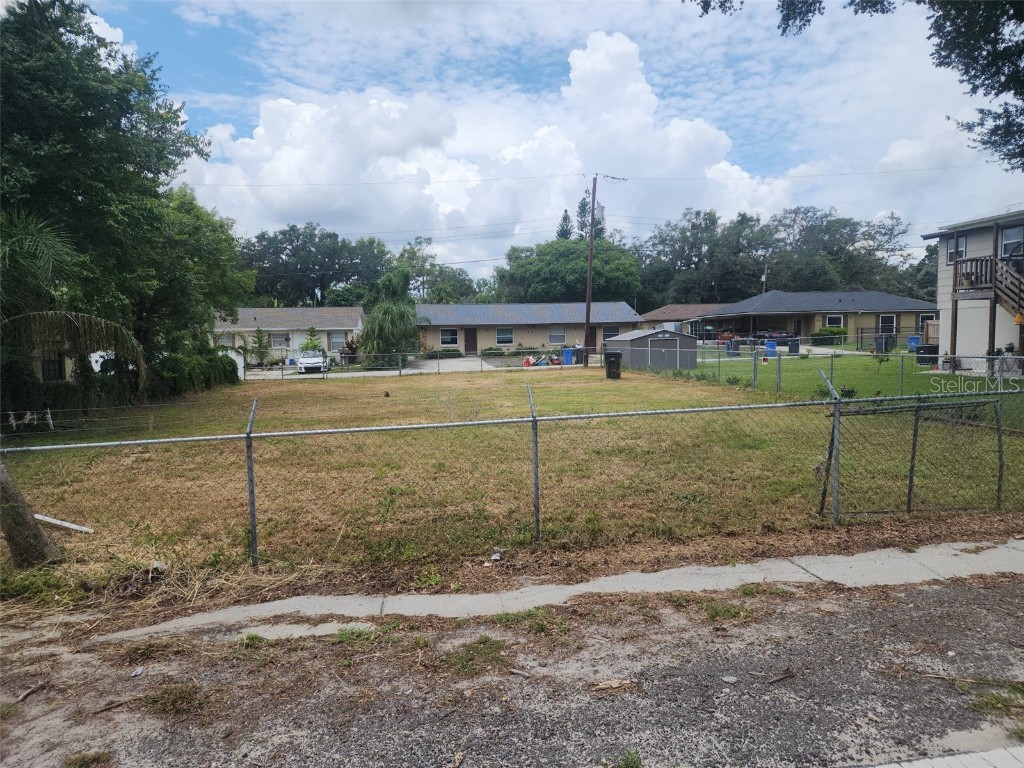 5232 Pine Street Seffner FL 33584 TB8407776 image2