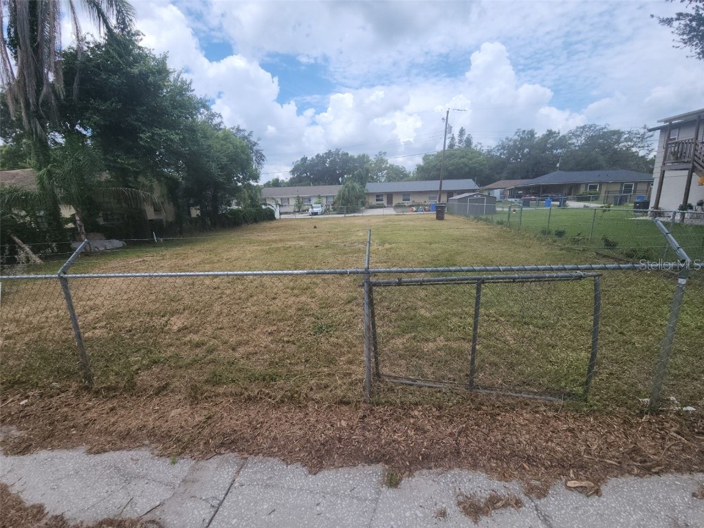 5232 Pine Street Seffner FL 33584 TB8407776 image4