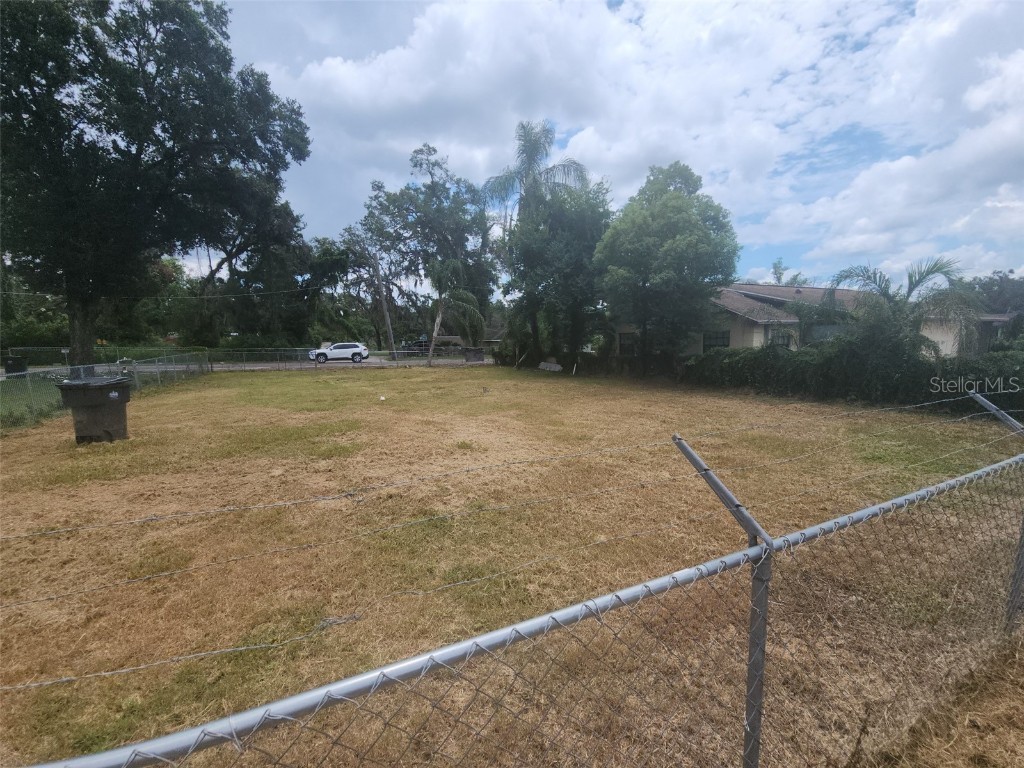 5232 Pine Street Seffner FL 33584 TB8407776 image5