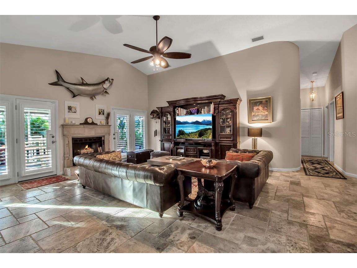 5232 White Sand Circle NE Saint Petersburg FL 33703 TB8346285 image12