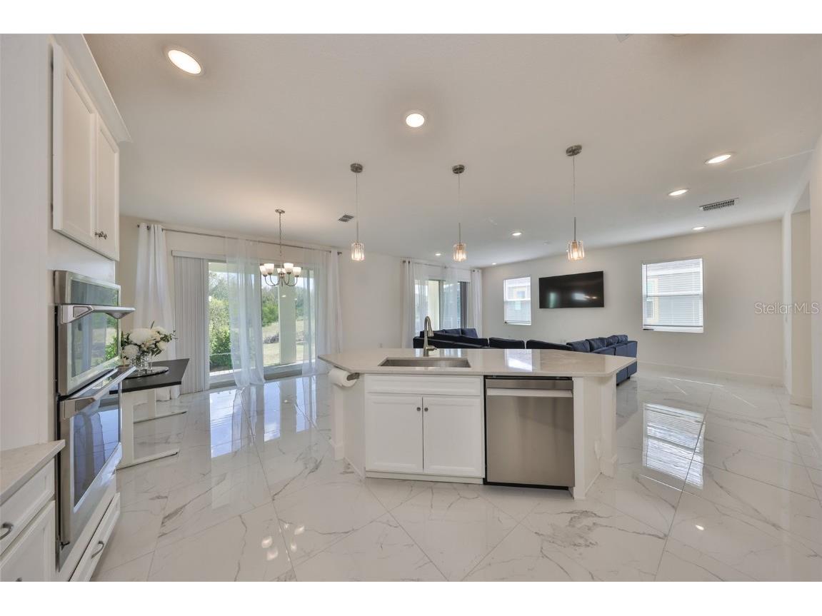 5232 Wishing Arch Drive Apollo Beach FL 33572 TB8450379 image11