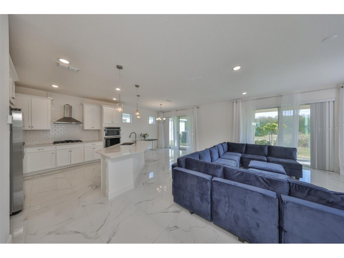 5232 Wishing Arch Drive Apollo Beach FL 33572 TB8450379 image16