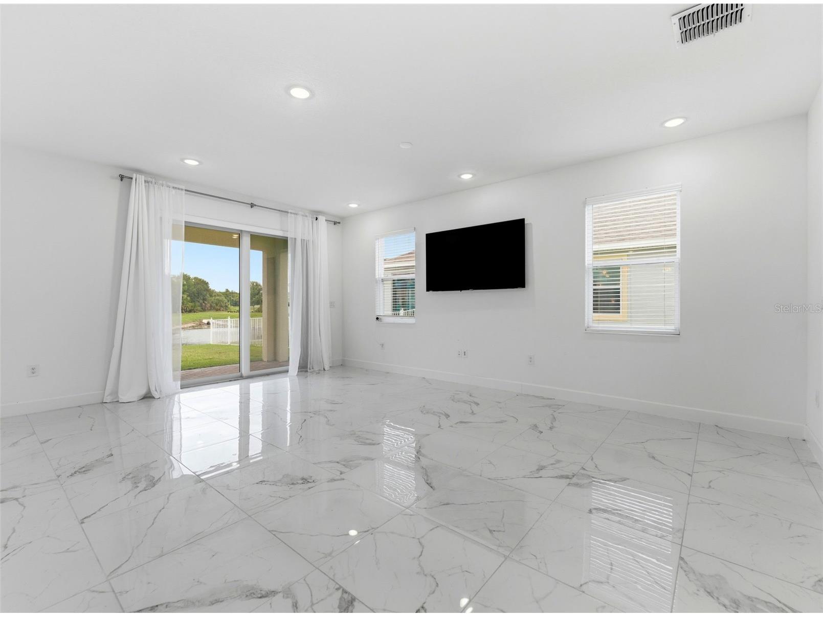 5232 Wishing Arch Drive Apollo Beach FL 33572 TB8512066 image11