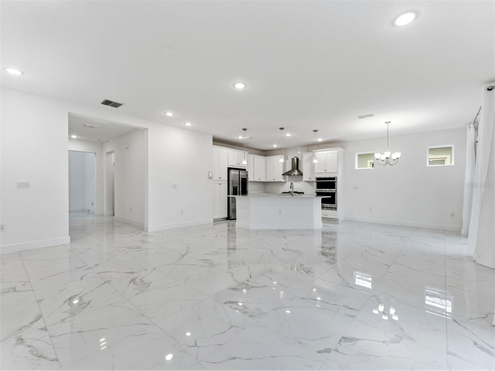 5232 Wishing Arch Drive Apollo Beach FL 33572 TB8512066 image5