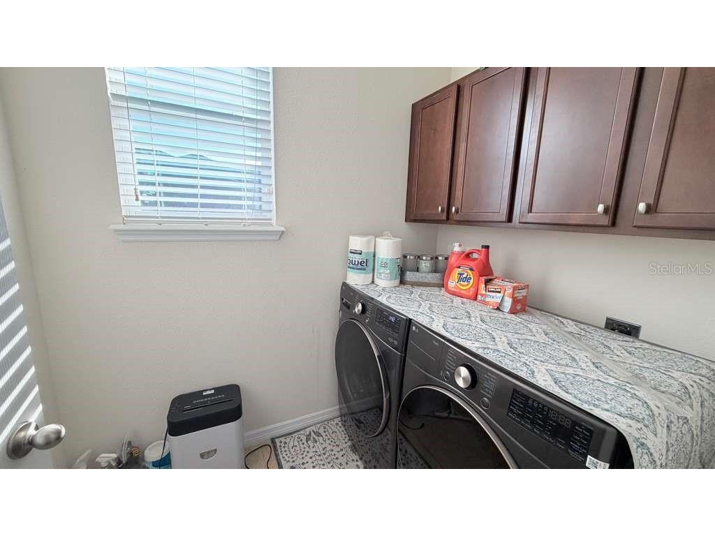 5233 Dove Tree Street Orlando FL 32811 O6405105 image34