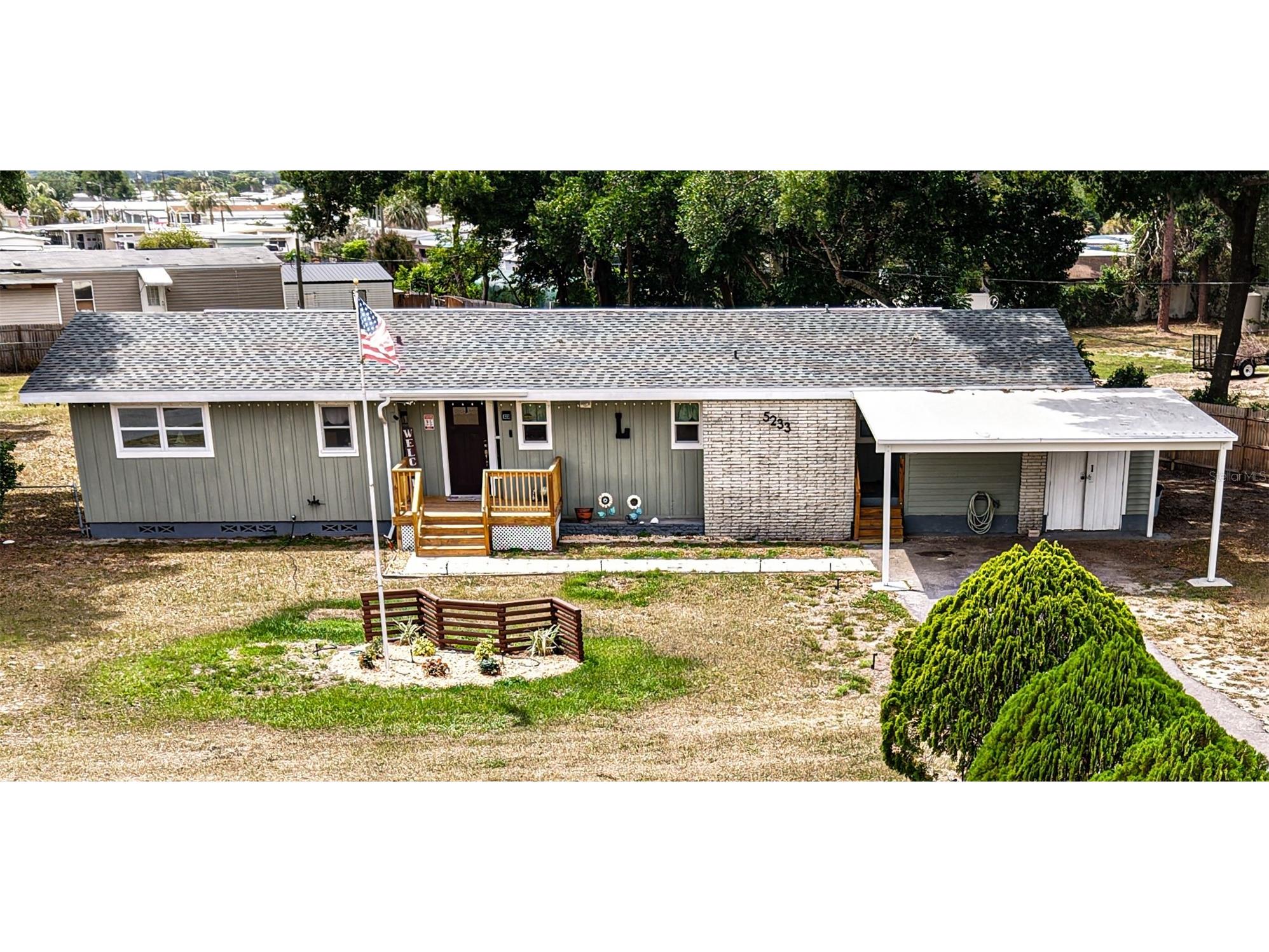 5233 Hill Drive Zephyrhills FL 33542 TB8507245 image1