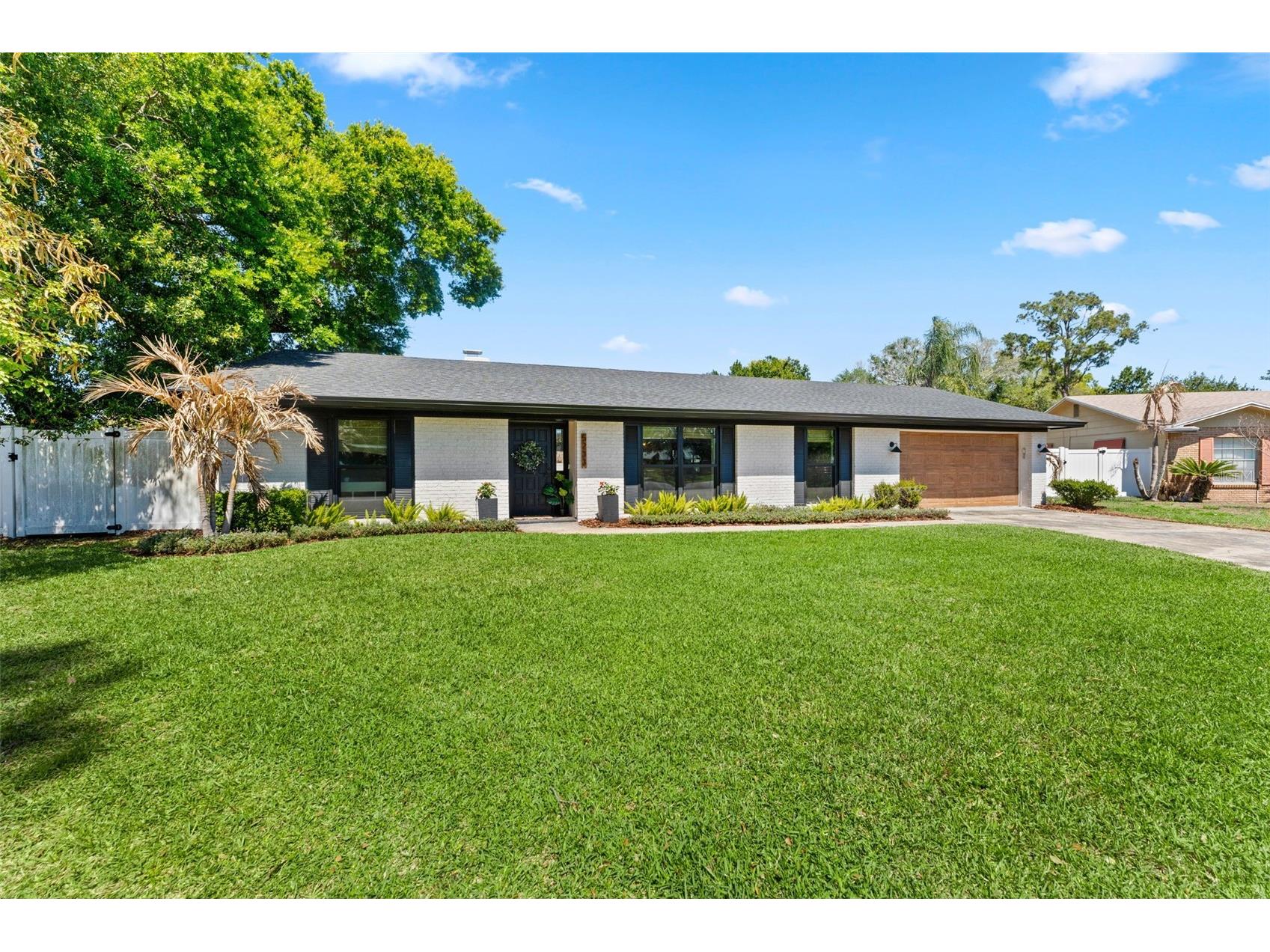 5233 Jennifer Place Orlando FL 32807 O6393208 image1