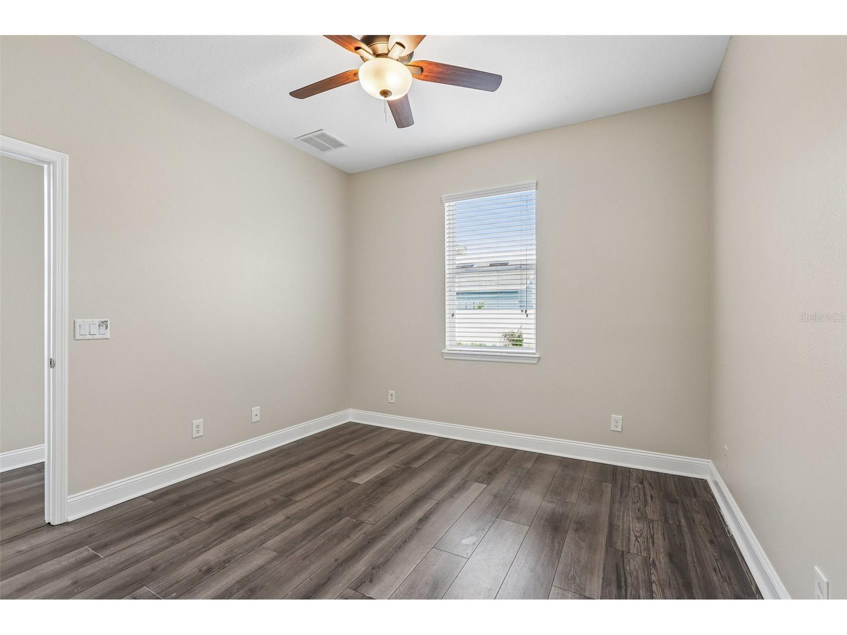 5233 Suncatcher Drive Wesley Chapel FL 33545 TB8516771 image15