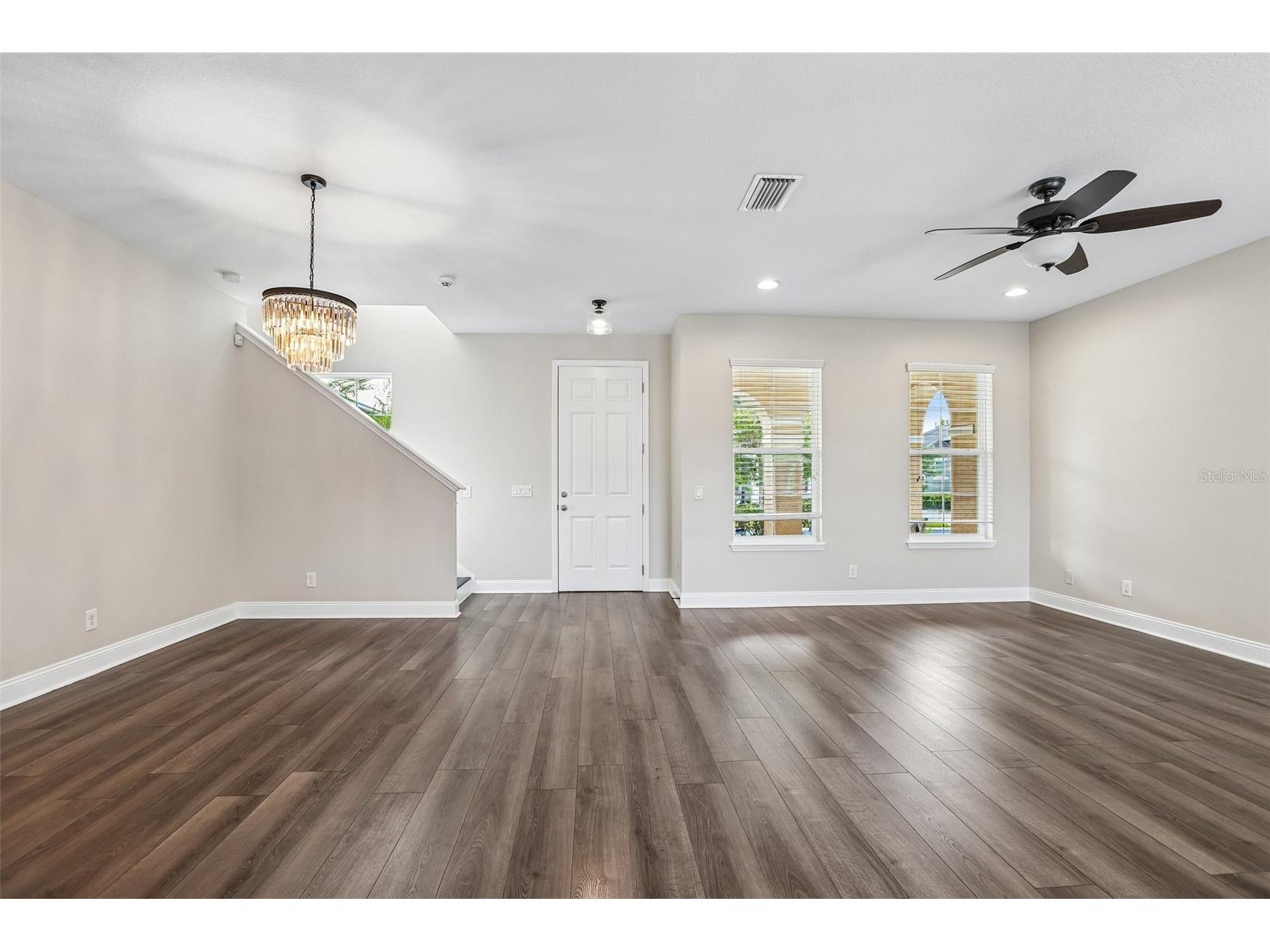 5233 Suncatcher Drive Wesley Chapel FL 33545 TB8516771 image6
