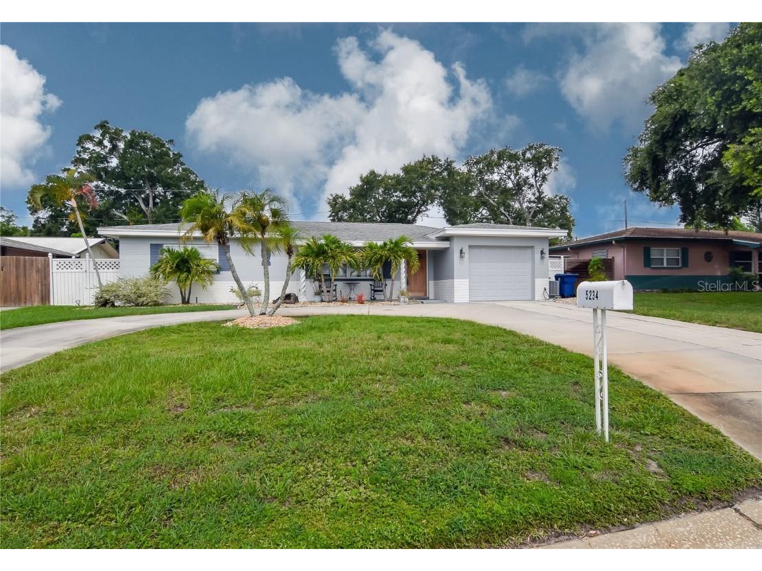 5234 99th Way N Saint Petersburg FL 33708 U8206759 image1
