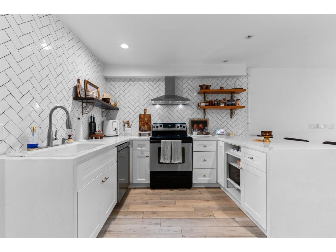 5234 Eaglesmere Drive #D04 Orlando FL 32819 S5126575 image2