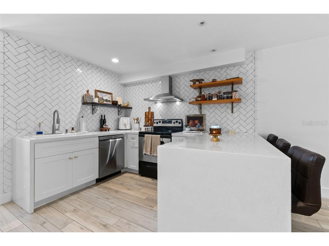 5234 Eaglesmere Drive #D04 Orlando FL 32819 S5126575 image3