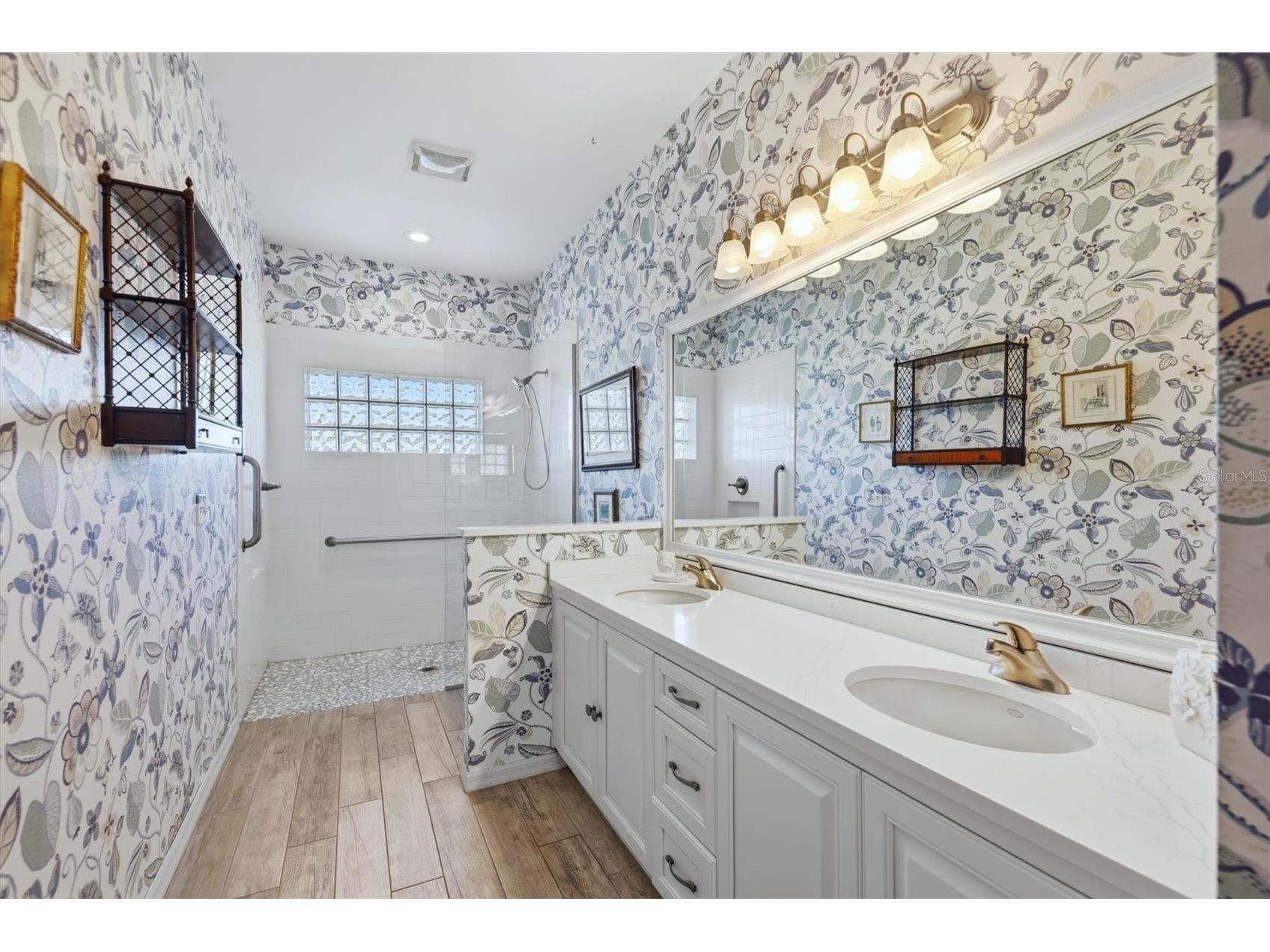 5234 Mahogany Run Avenue Sarasota FL 34241 A4685869 image24