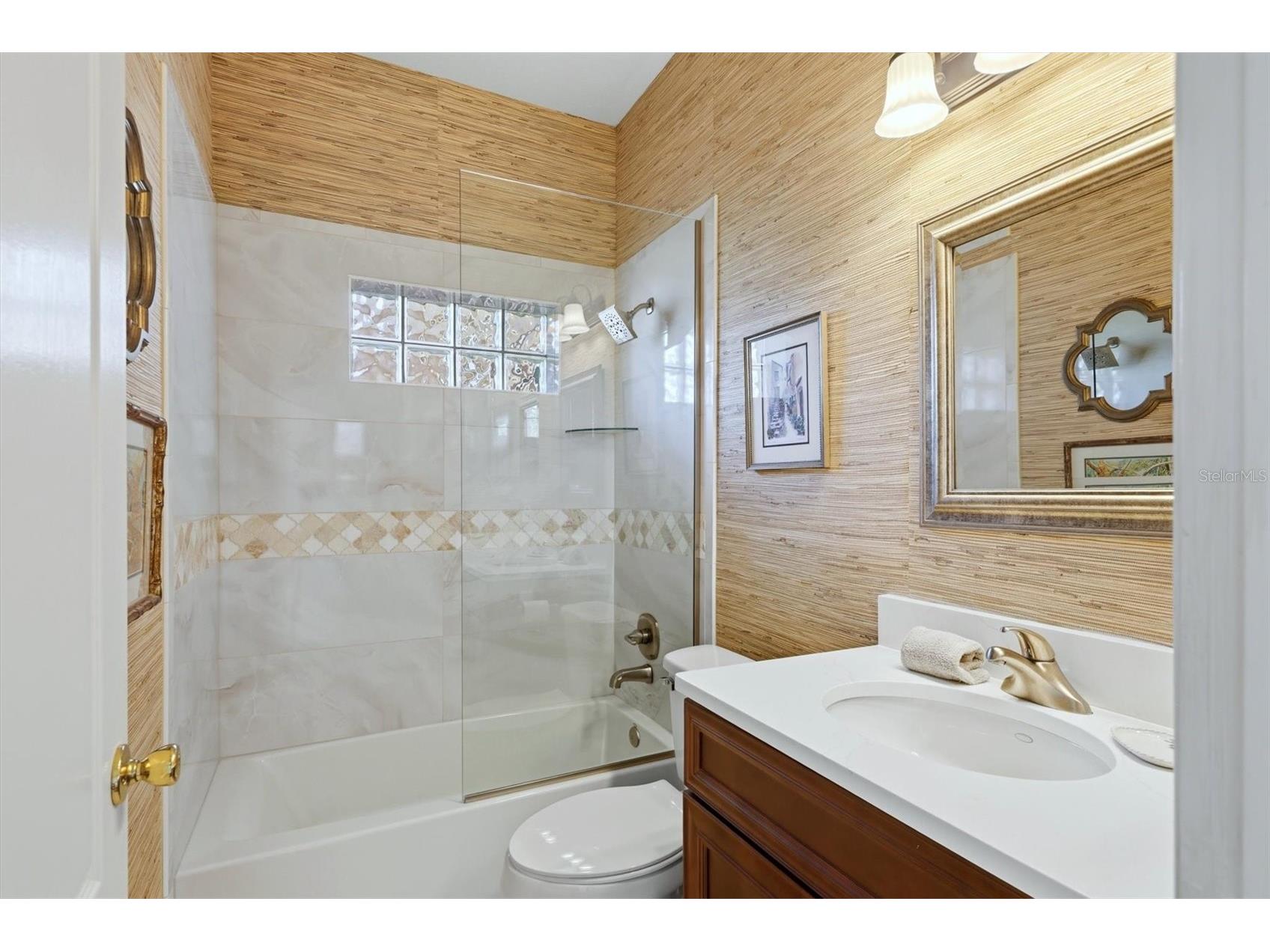 5234 Mahogany Run Avenue Sarasota FL 34241 A4685869 image28