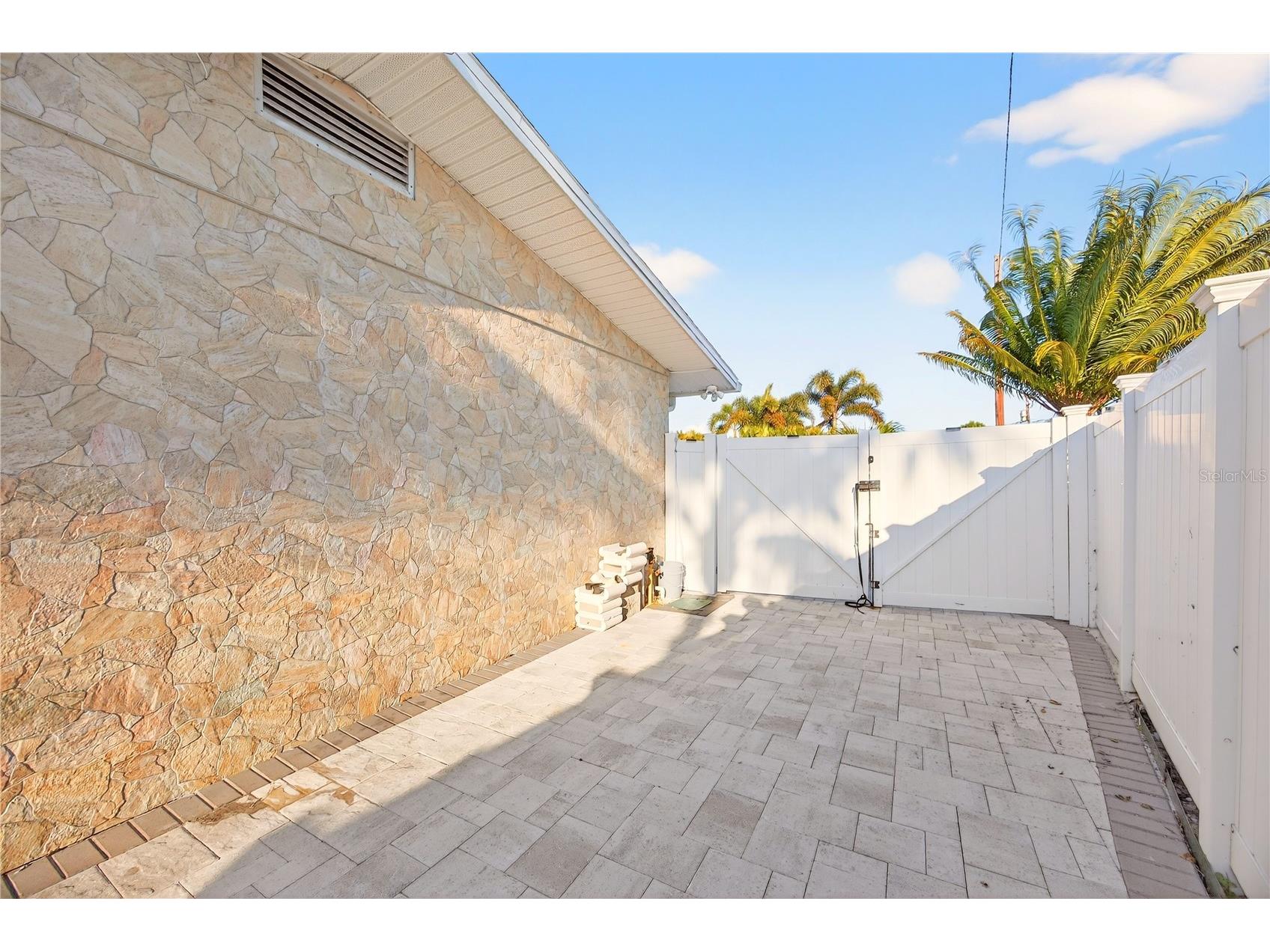 5235 40th Street S Saint Petersburg FL 33711 S5131134 image46