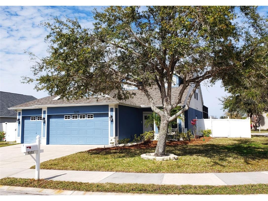 5235 60th Drive E Bradenton FL 34203 A4597553 image1