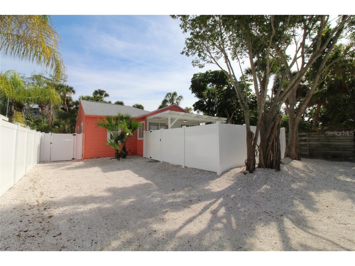 5235 Calle De Costa Rica Sarasota FL 34242 A4596358 image1