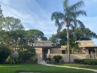 5235 Myrtle Wood #18 Sarasota FL 34235 A4591635 image1
