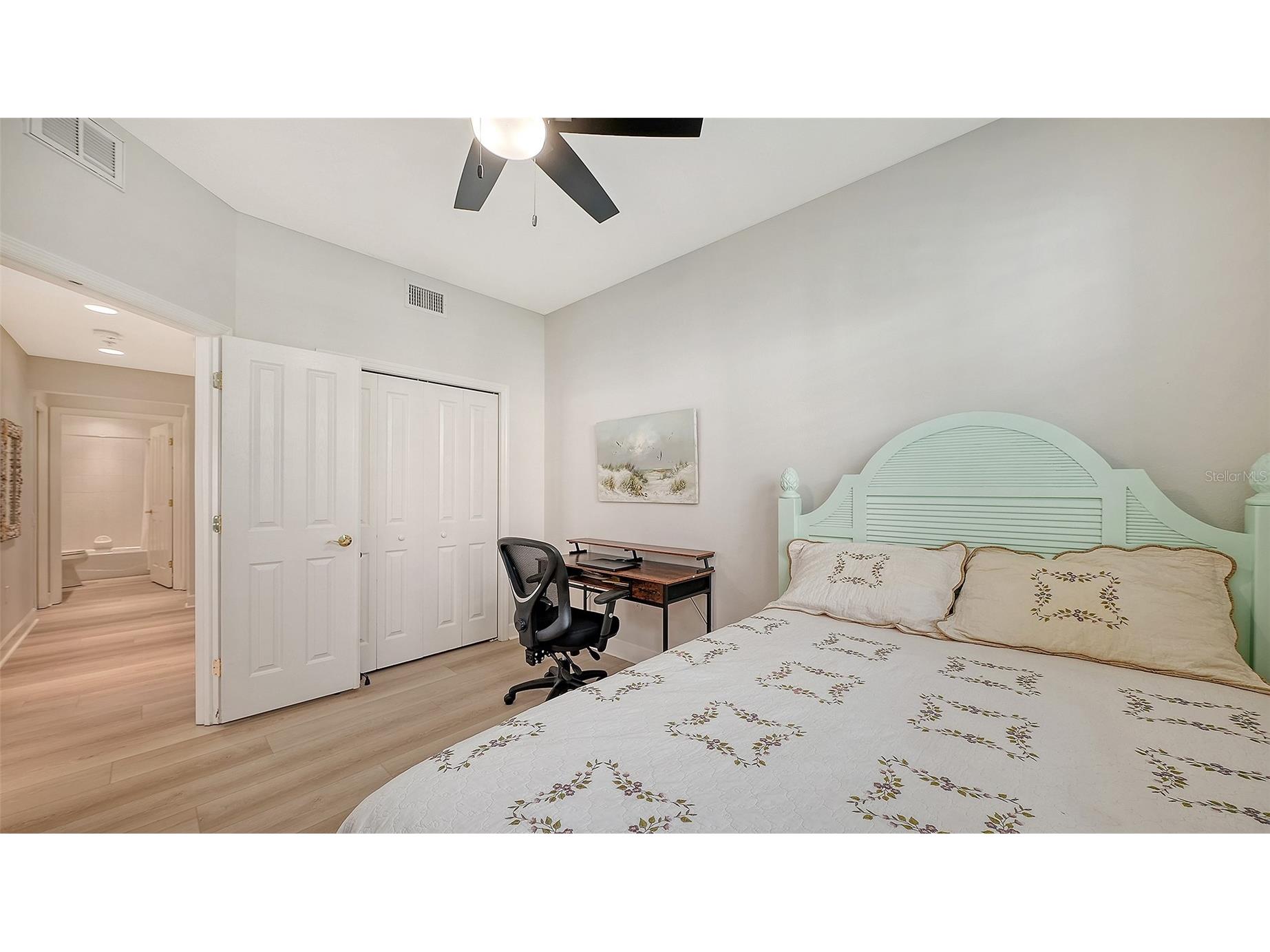 5235 Parisienne Place #101B28 Sarasota FL 34238 A4684148 image15