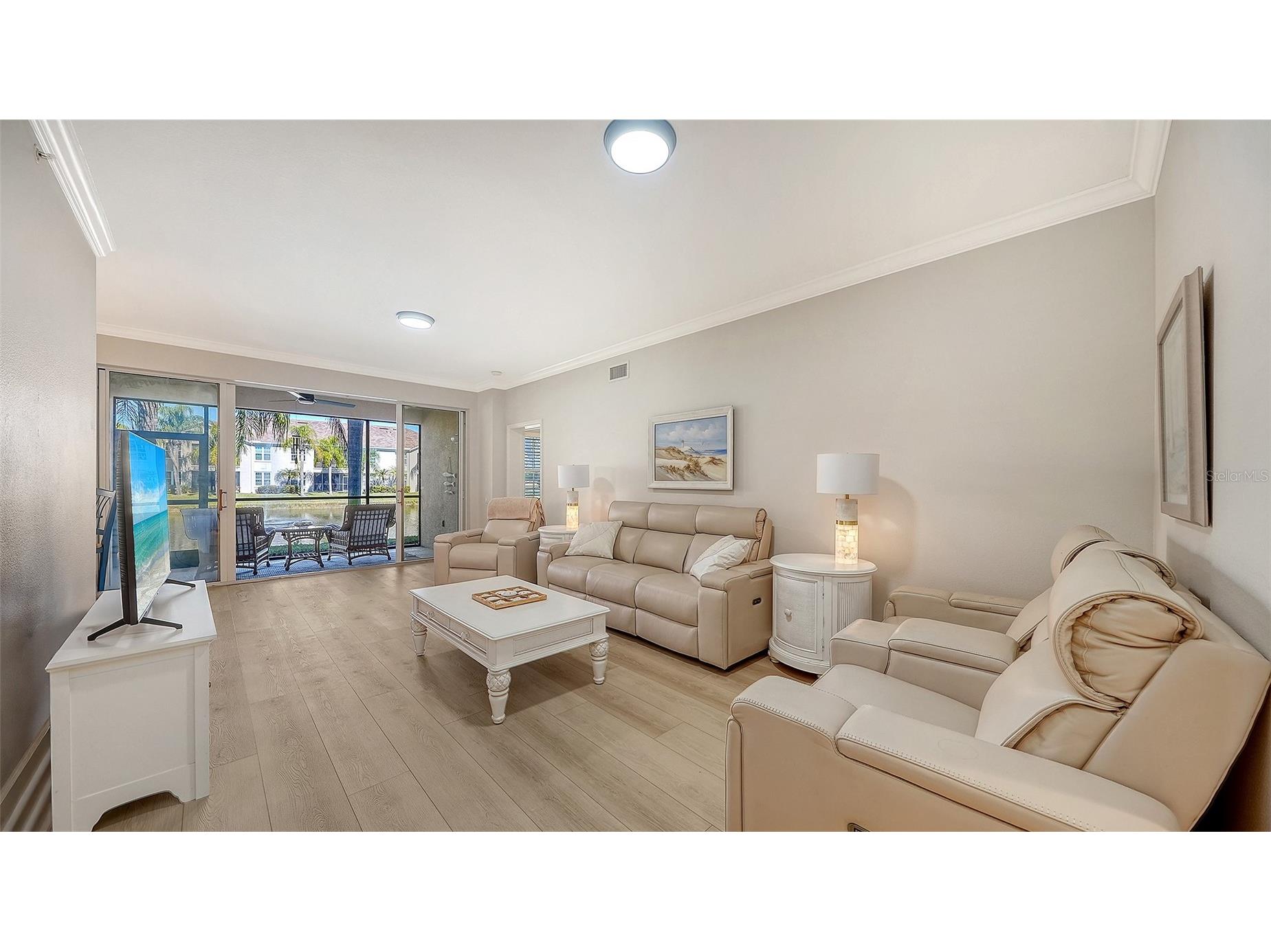 5235 Parisienne Place #101B28 Sarasota FL 34238 A4684148 image3