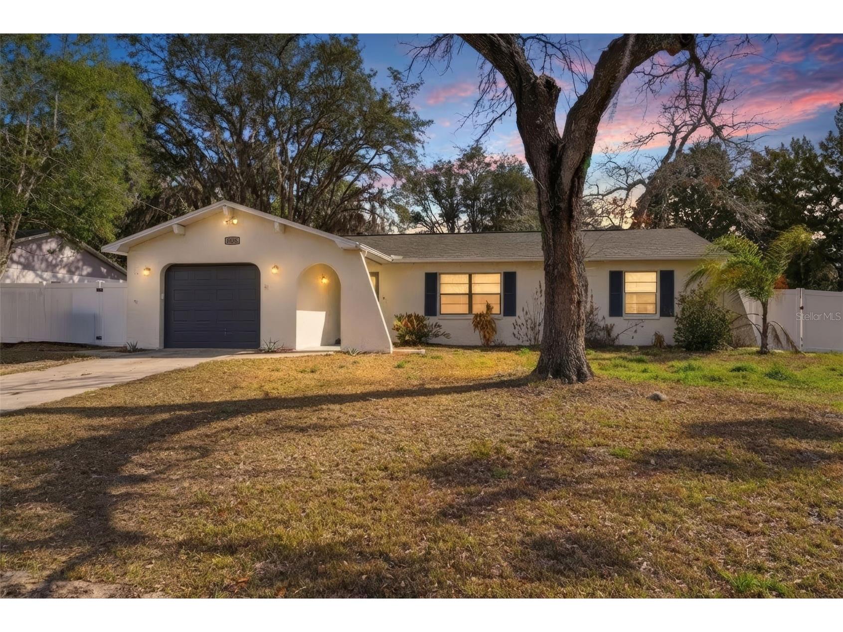 5236 Derby Avenue Spring Hill FL 34608 W7883843 image1