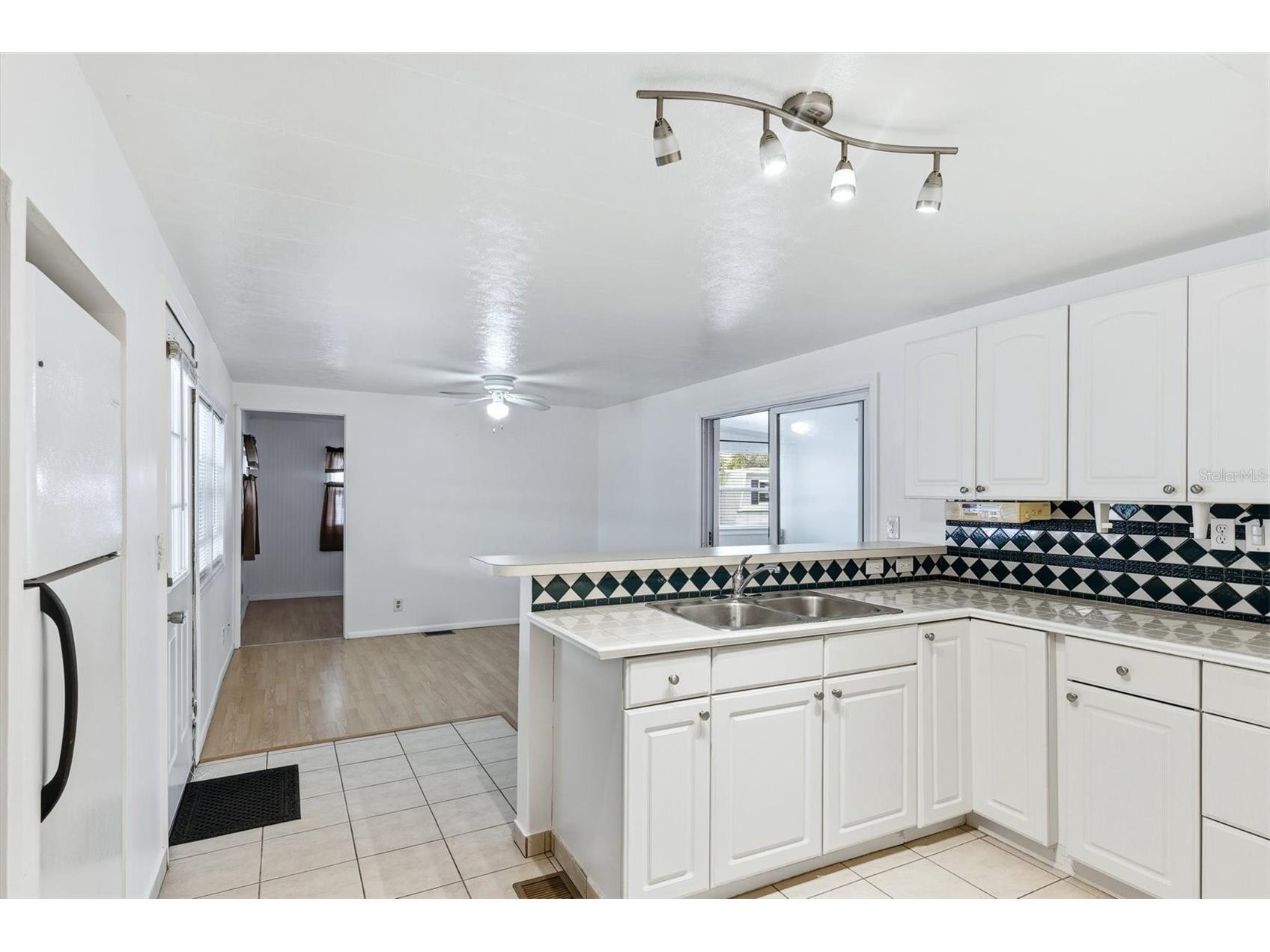 5236 Kenwood Avenue Sarasota FL 34234 A4688884 image14