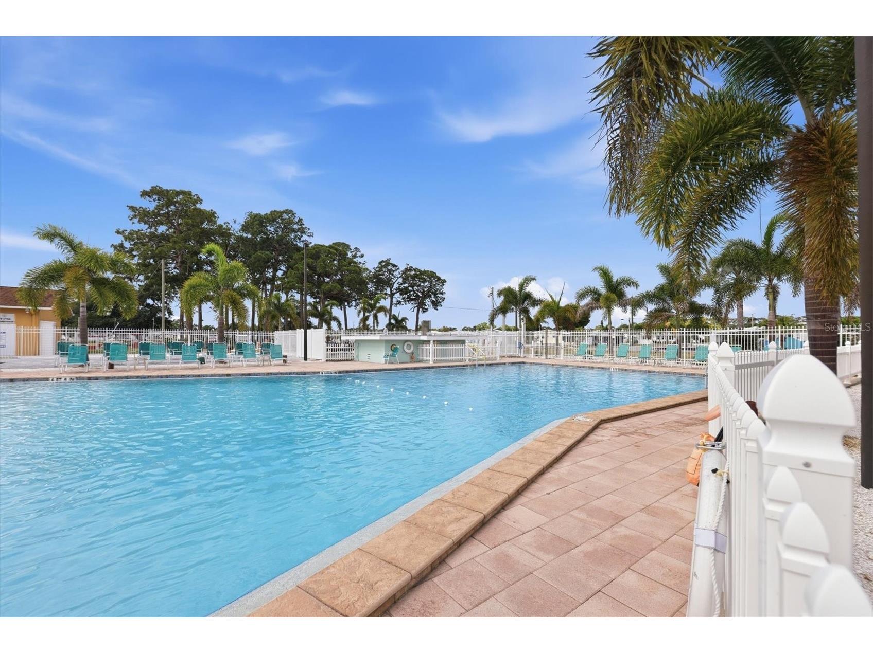 5236 Kenwood Avenue Sarasota FL 34234 A4688884 image39