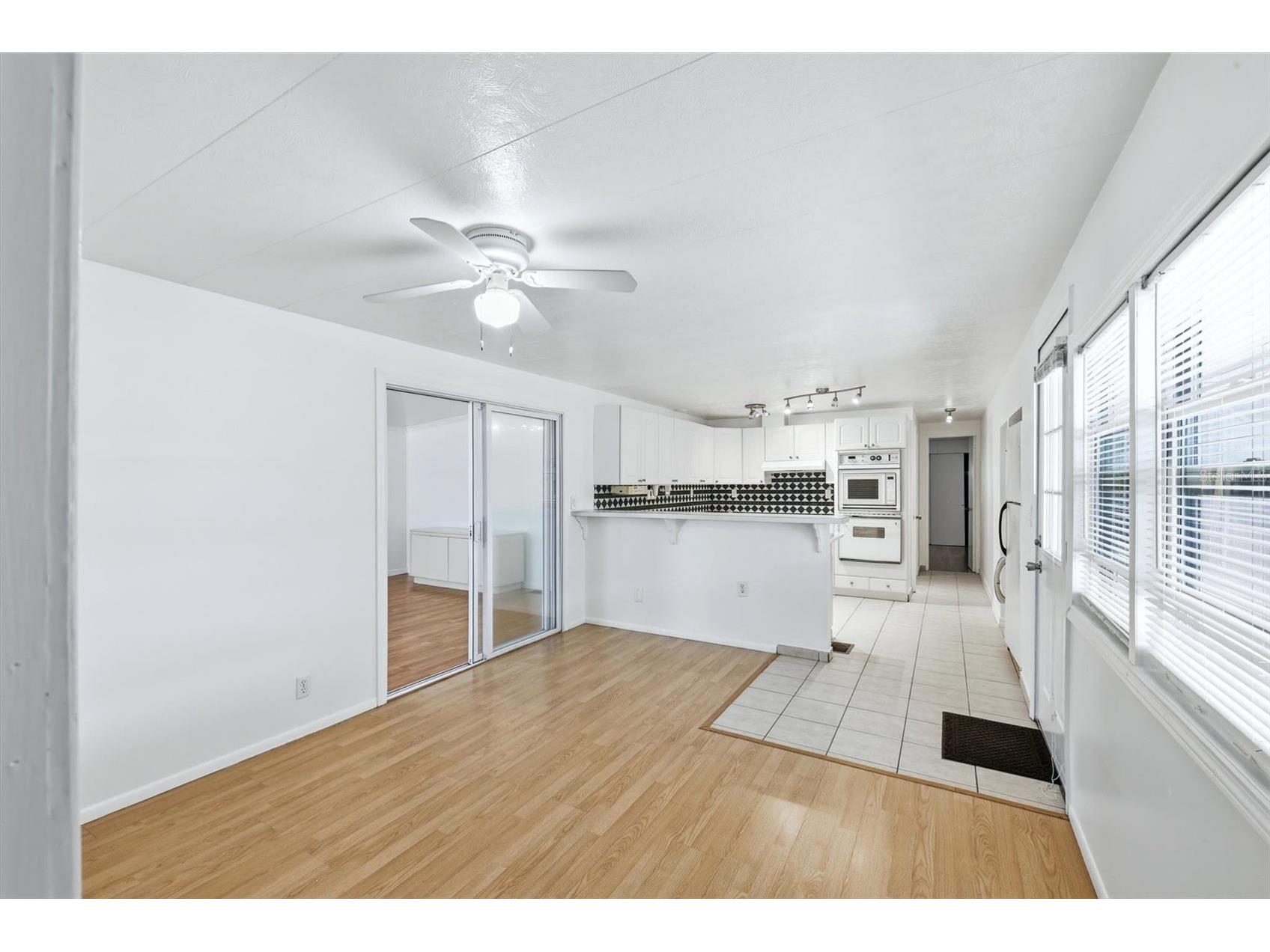 5236 Kenwood Avenue Sarasota FL 34234 A4688884 image9