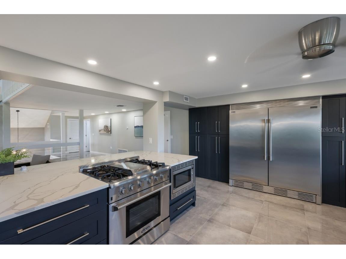 5236 Siesta Cove Drive Sarasota FL 34242 A4640398 image15