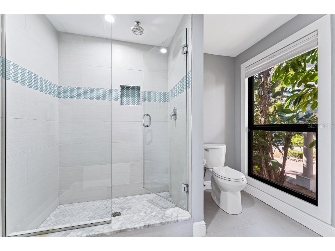 5236 Siesta Cove Drive Sarasota FL 34242 A4640398 image21