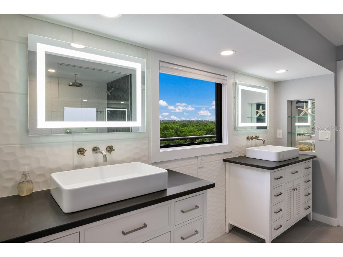 5236 Siesta Cove Drive Sarasota FL 34242 A4640398 image30