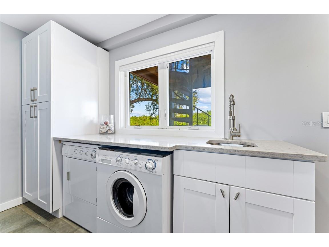 5236 Siesta Cove Drive Sarasota FL 34242 A4640398 image42