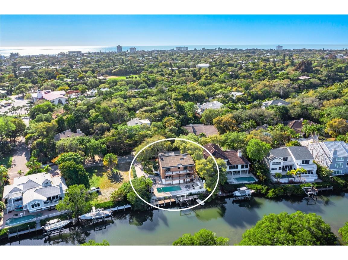 5236 Siesta Cove Drive Sarasota FL 34242 A4640398 image48