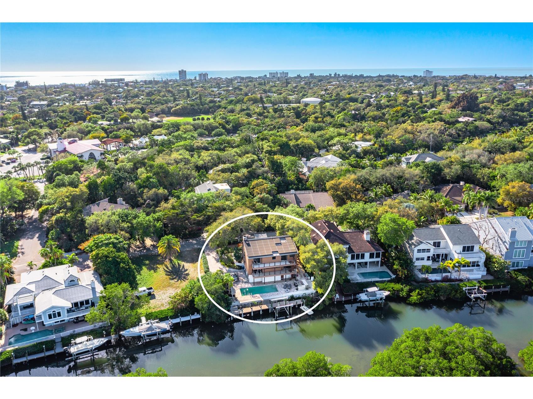 5236 Siesta Cove Drive Sarasota FL 34242 A4640398 image57