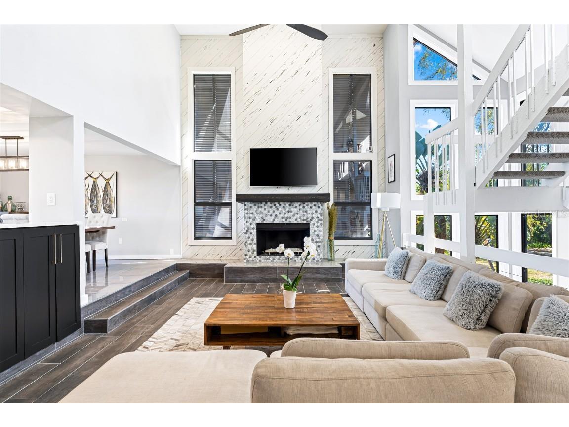 5236 Siesta Cove Drive Sarasota FL 34242 A4640398 image6