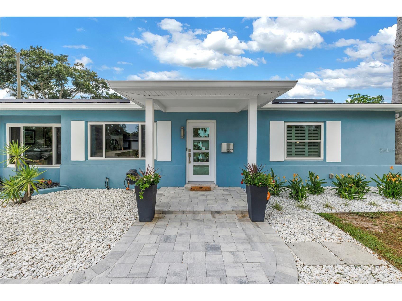 5237 23rd Avenue N Saint Petersburg FL 33710 TB8526090 image1