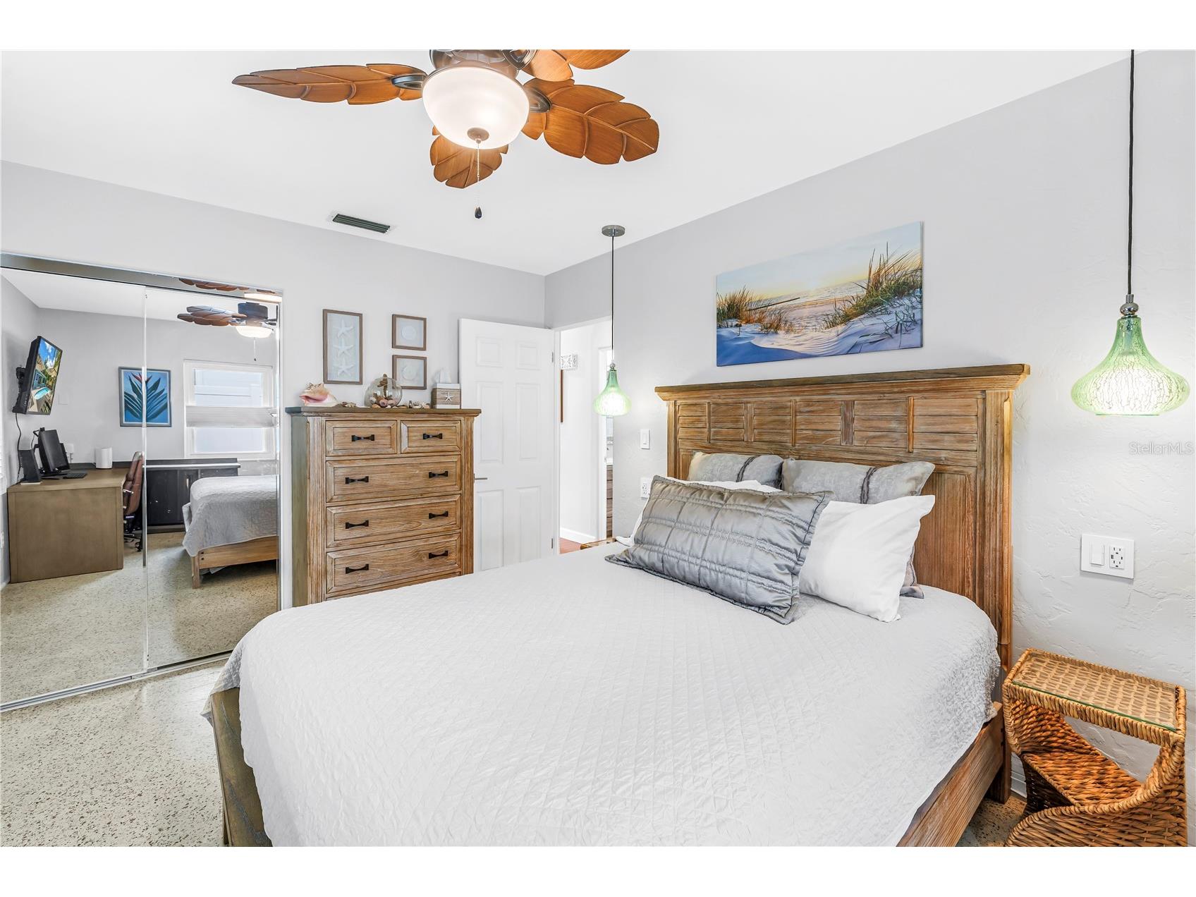 5237 23rd Avenue N Saint Petersburg FL 33710 TB8526090 image12