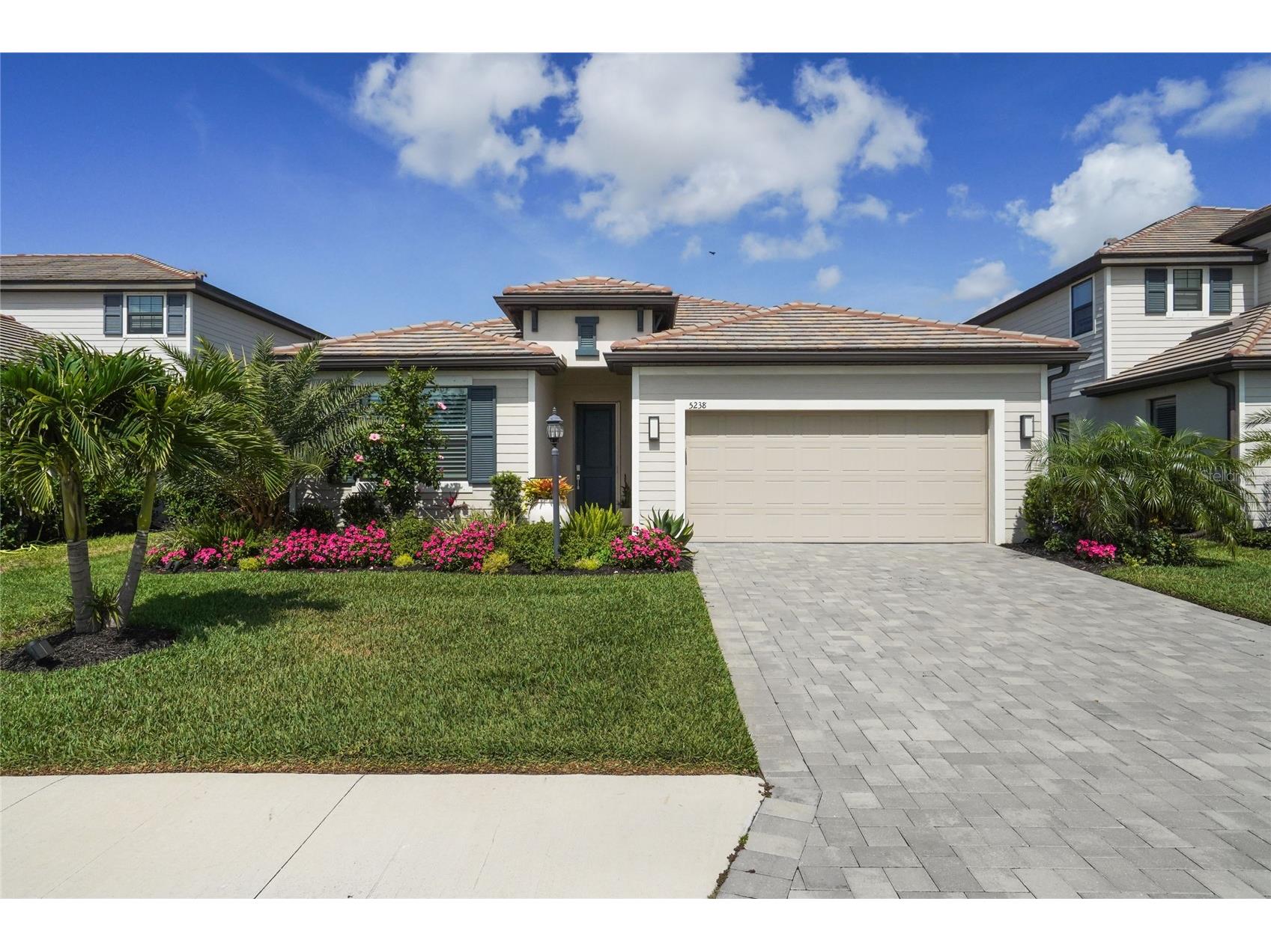 5238 Coral Reef Way Bradenton FL 34211 A4693928 image1