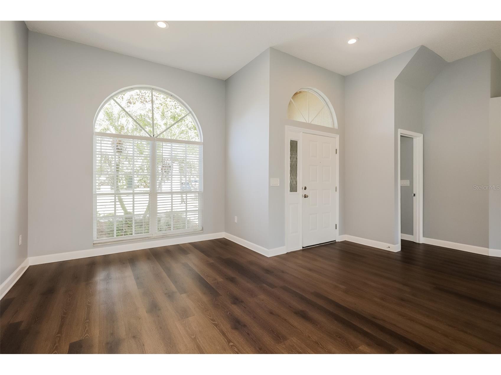 5238 Montserrat Court Lakeland FL 33812 C7524265 image2