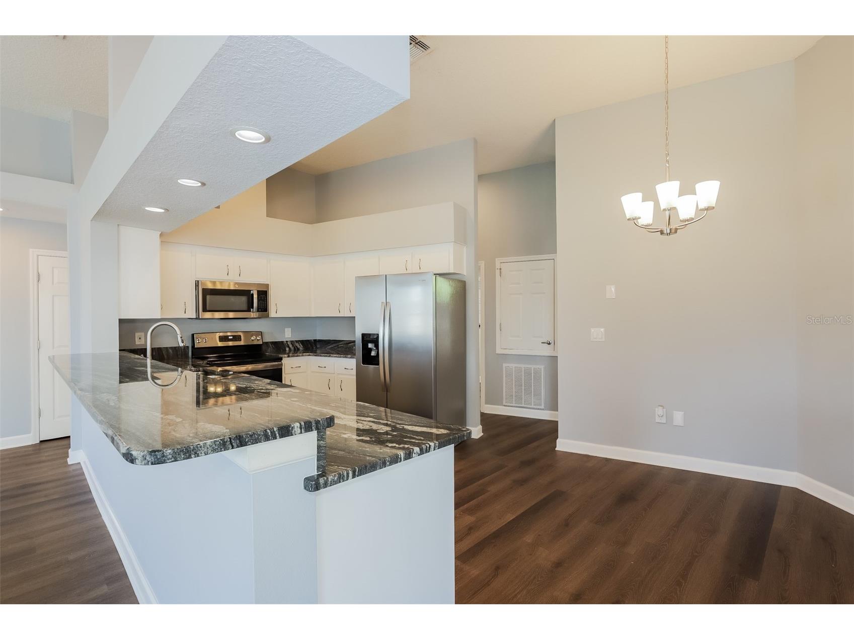 5238 Montserrat Court Lakeland FL 33812 C7524265 image6