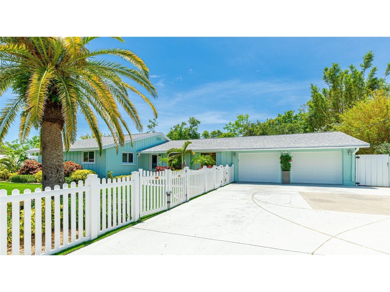 5238 Susan Avenue Sarasota FL 34231 A4654332 image1