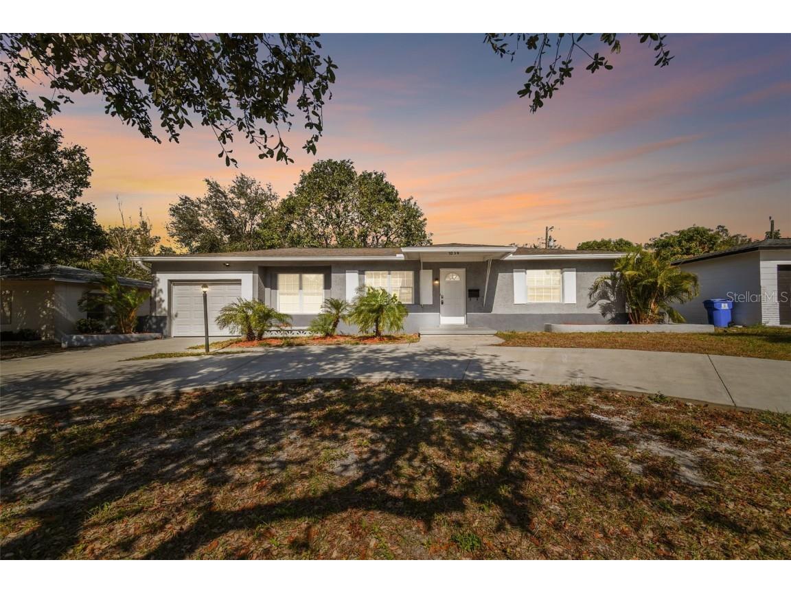 5239 22nd Avenue N Saint Petersburg FL 33710 TB8329572 image1