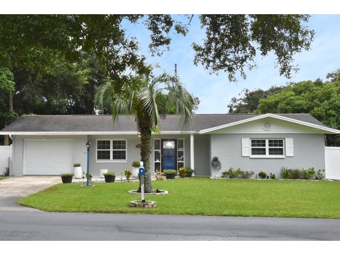 5239 Beltram Drive Zephyrhills FL 33542 T3550503 image1