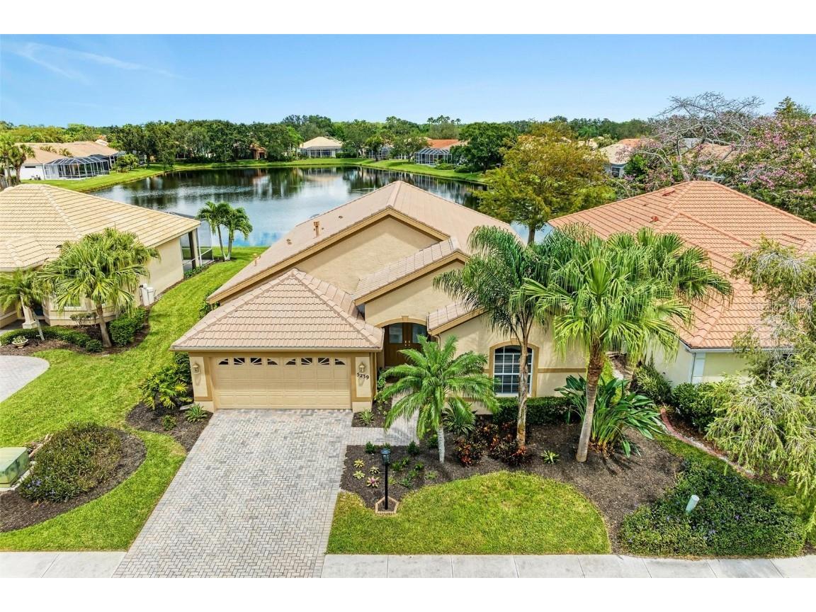 5239 Highbury Circle Sarasota FL 34238 A4582781 image1
