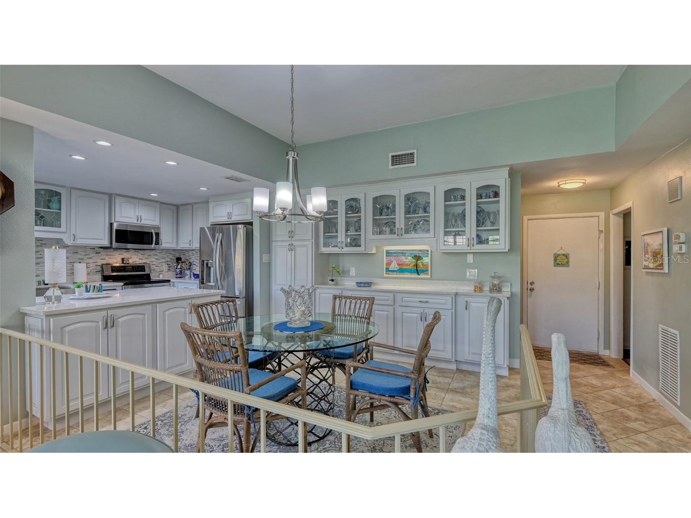 5239 Myrtle Wood Sarasota FL 34235 A4628879 image14