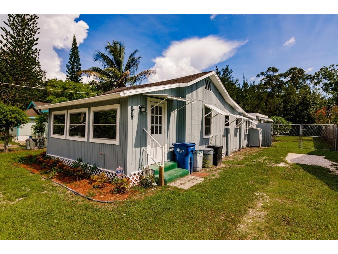 524 30th Avenue E Bradenton FL 34208 C7465310 image1