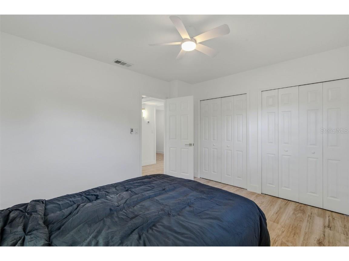 524 50th Avenue S Saint Petersburg FL 33705 TB8455781 image27