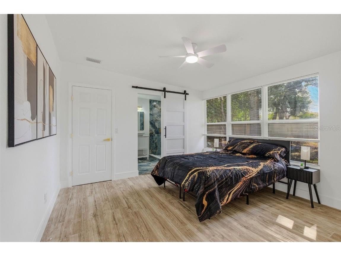 524 50th Avenue S Saint Petersburg FL 33705 TB8455781 image31