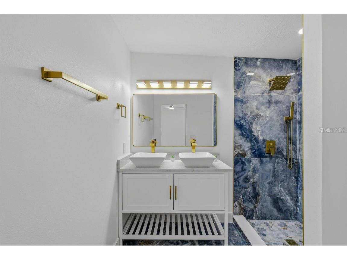 524 50th Avenue S Saint Petersburg FL 33705 TB8455781 image37