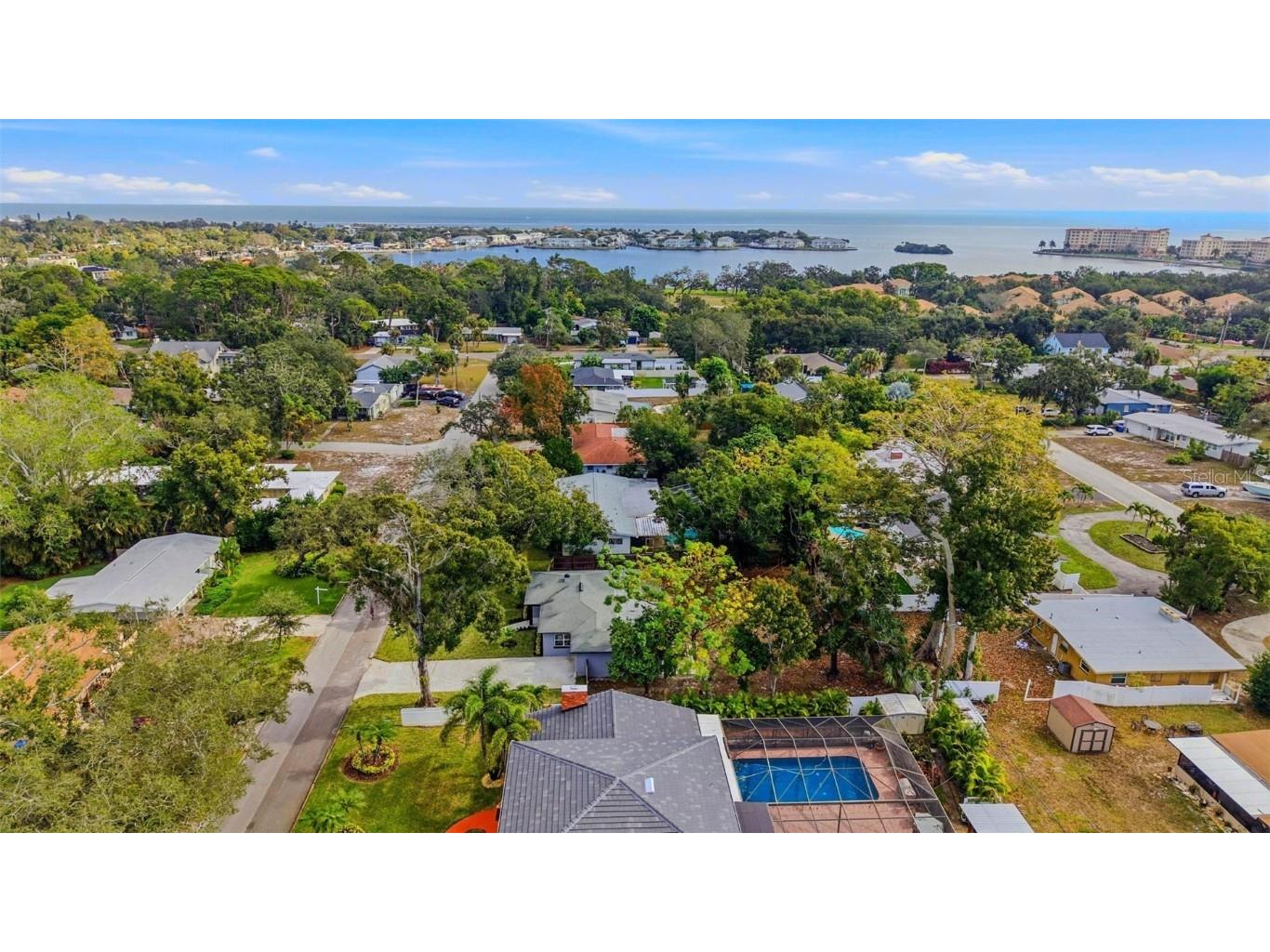 524 50th Avenue S Saint Petersburg FL 33705 TB8455781 image55